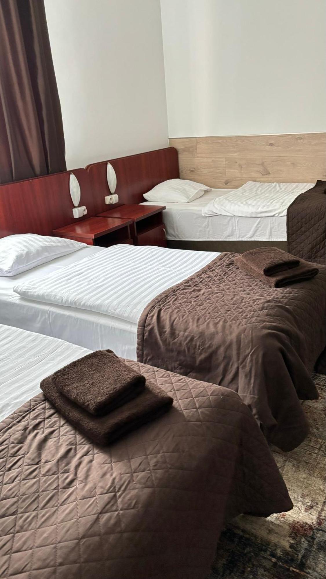 Victoria 3* Warszawa